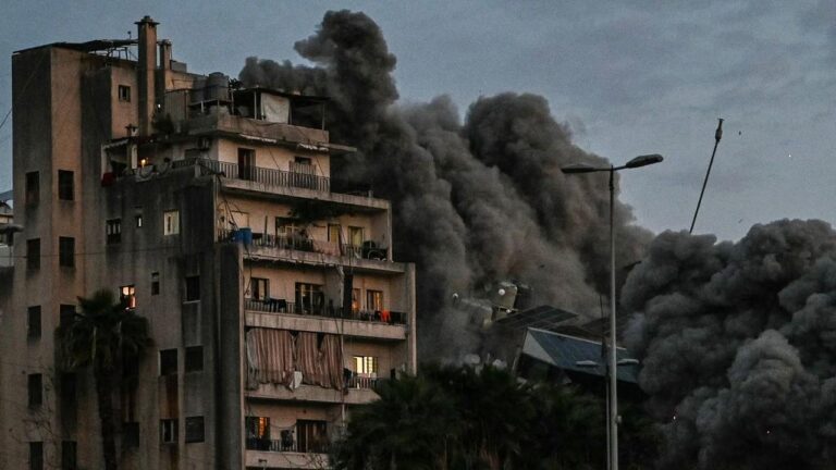 Israel bombardiert Beirut nach Hisbollah-Angriff