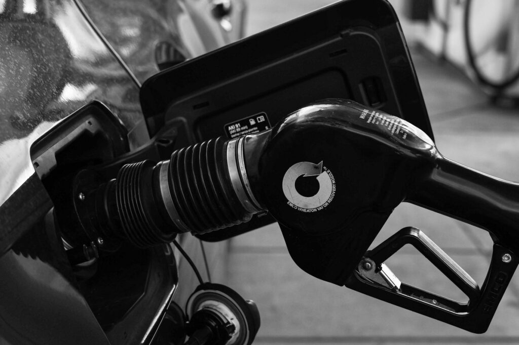 DAX Holds Steady Amid Oil Price Jitters as Investors Stay on Sidelines