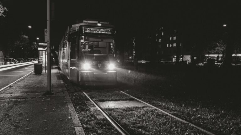 Verkehrschaos in Bayern: Verdi streikt im Nahverkehr