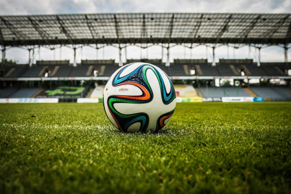 Rheinderby mit Personalproblemen