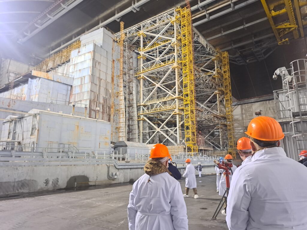 Український стрічка: загиблі та поранені внаслідок взаємних атак