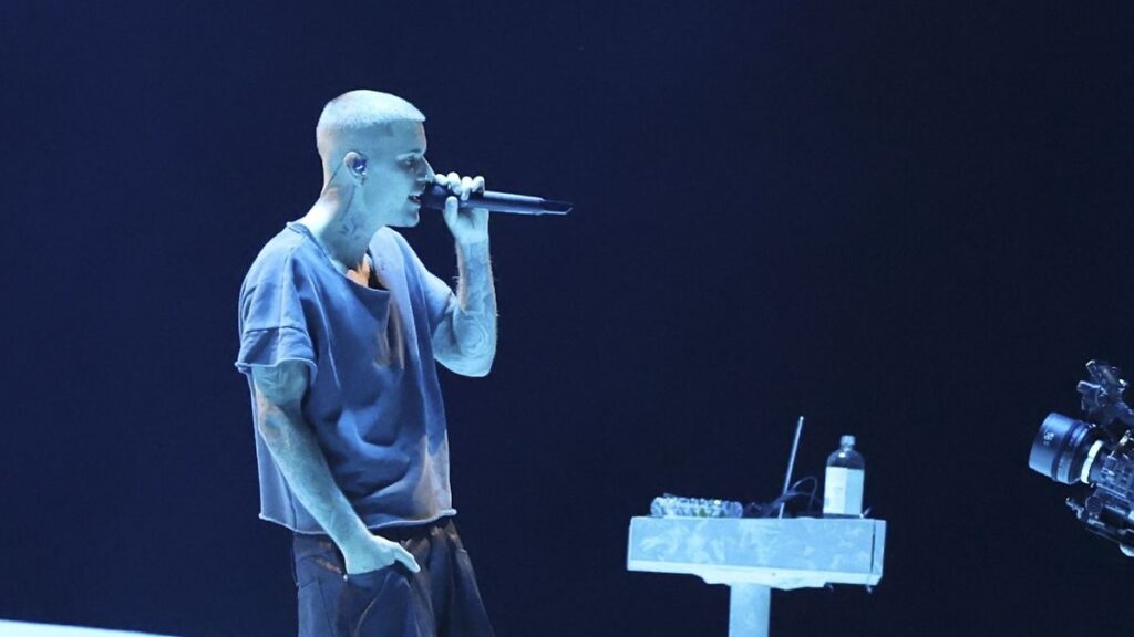Promis zeigen Begeisterung für Justin Biebers Comeback