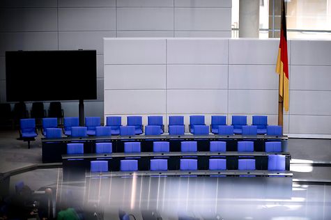 Question Time in the Bundestag: Greens Ask the Most Questions