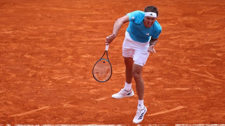 Zverev gewinnt Auftaktmatch in Monte Carlo nach Rückstand
