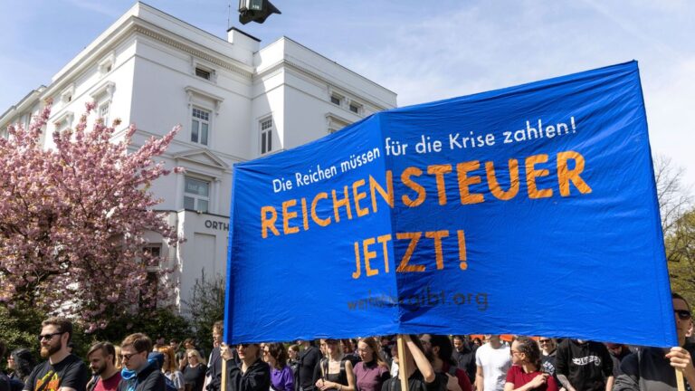 Kretschmer offen für höhere Steuern auf große Vermögen