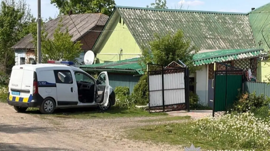 Man kills police officer during document check in Oblast