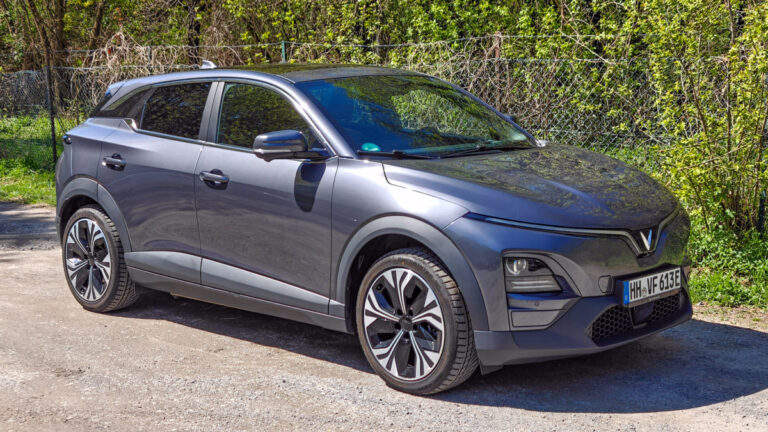 VinFast VF6: Kompakter Hatchback mit Verbesserungsbedarf im Test