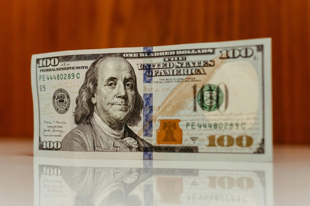 Ukraine: Dollar und Euro fallen weiter – aktuelle Kurse am 23. Mai