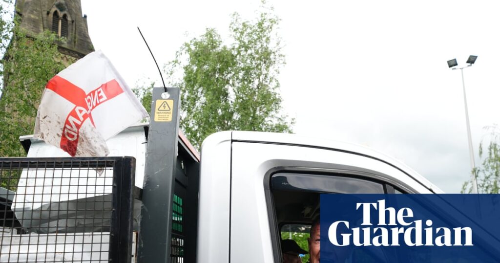 Reeves weist Reform-UK-Hetzer zurecht: Gute Manieren zählen