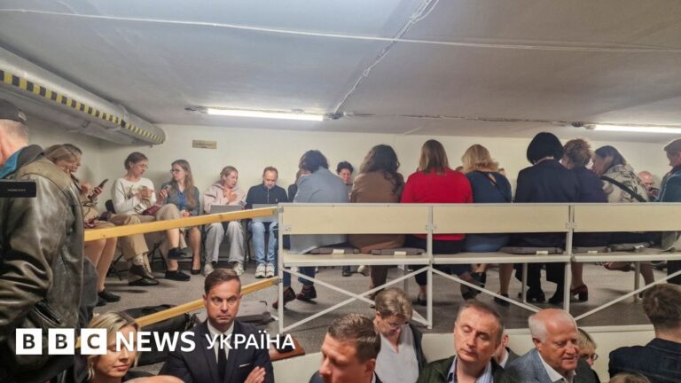 Дроновий тривога в Литві: Вільнюс евакуюій уряд та аеропорт