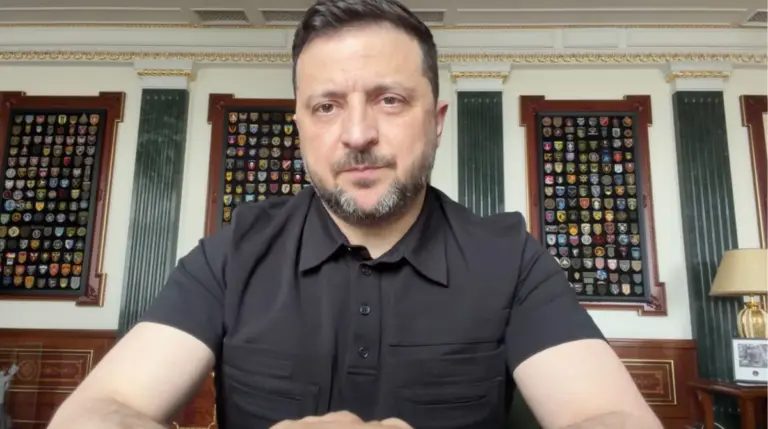 Зеленський пояснив, коли Україна знову розпочне атаки на Росію