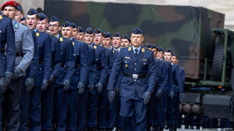 Grundrechte-Report 2026: Militarisierung bedroht Freiheiten in Deutschland