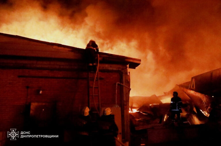 Russland greift Dnipro mit Drohne an – Explosion gemeldet