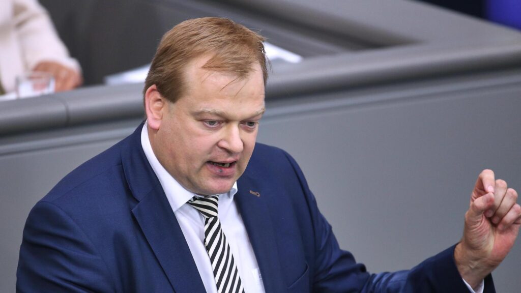 Pflegeversicherung: Stegemann kritisiert Schenkungsfrist