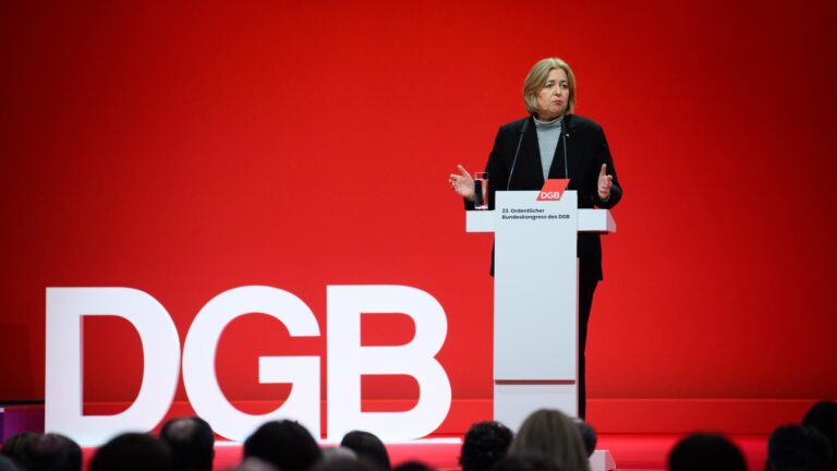Bundesarbeitsministerin Bas wirbt beim DGB für Reformen