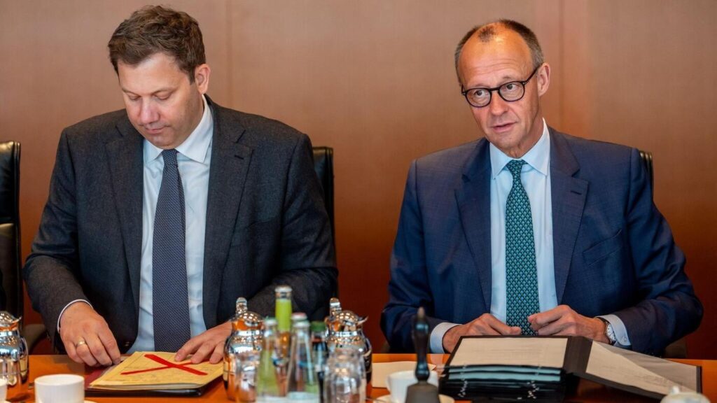 Coalition Summit of Union and SPD Plans Major Reform Package Before Summer Break