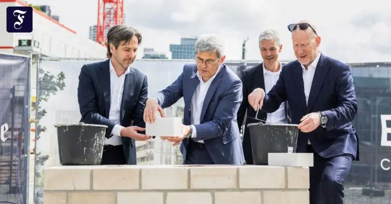 Grundstein für Frankfurter Stadtquartier Hellerhöfe gelegt