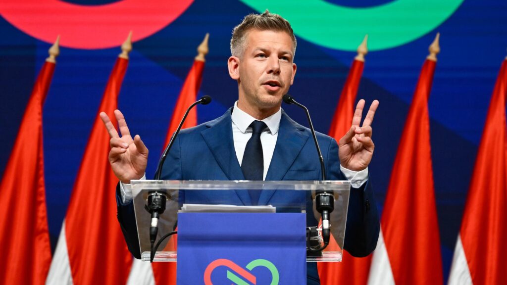 Ungarns Parlament in Budapest wählt Magyar zum Regierungschef