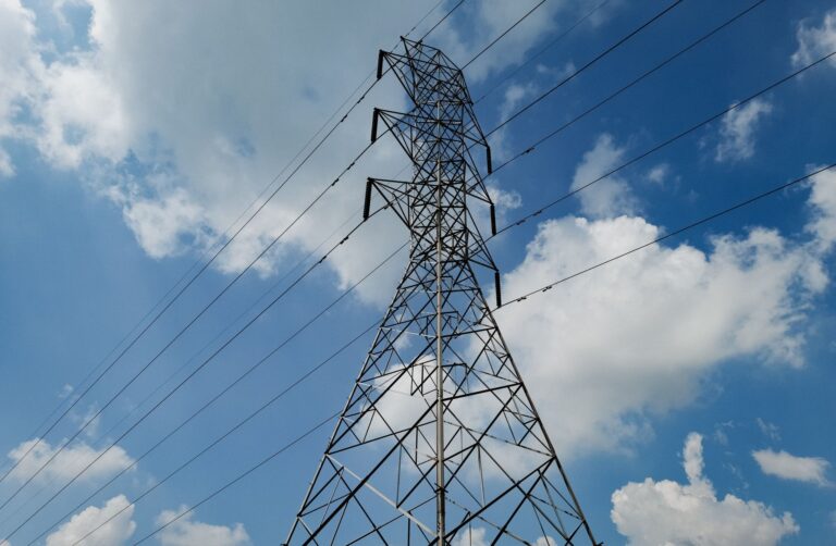 Resistance Against Data Centers Hinders Billion-Euro Projects