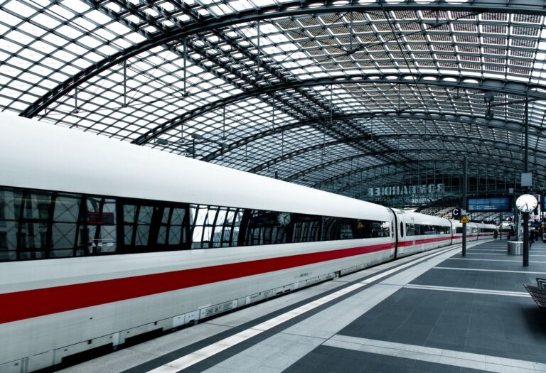 Wiesbaden: WWII Bomb Found Near US Base – Train Line and A66 Closed