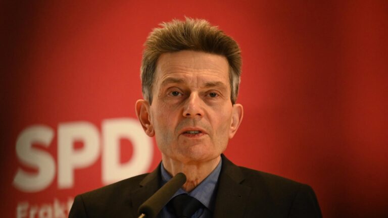 Mützenich: Russland kann militärisch nicht besiegt werden