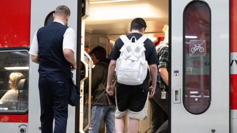 Tickets für S-Bahnen und Regios bald über Google Maps erhältlich