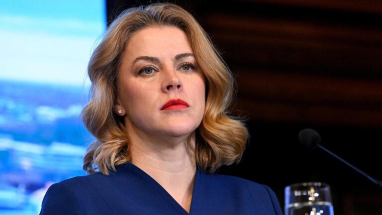 Lettlands Ministerpräsidentin Evika Siliņa tritt nach Regierungsbruch zurück