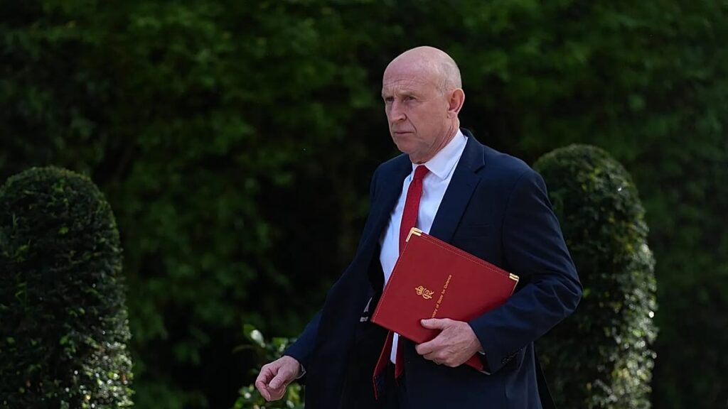 Britischer Verteidigungsminister John Healey tritt zurück