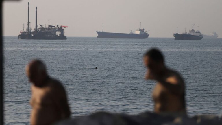 US-Angriff im Iran: 20.000 Bewohner ohne Wasser