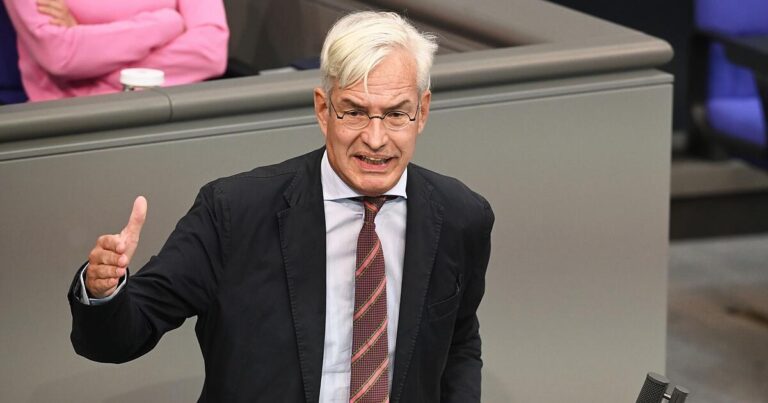 Union warns SPD against pure redistribution in tax reform