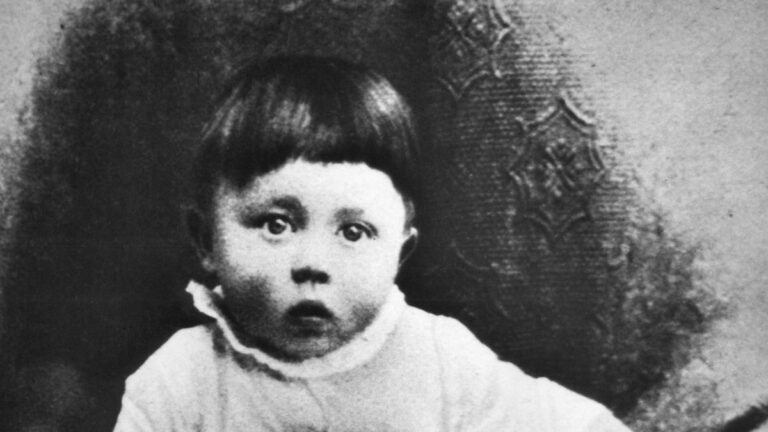 US School Recalls Yearbook Over Hitler Baby Photo