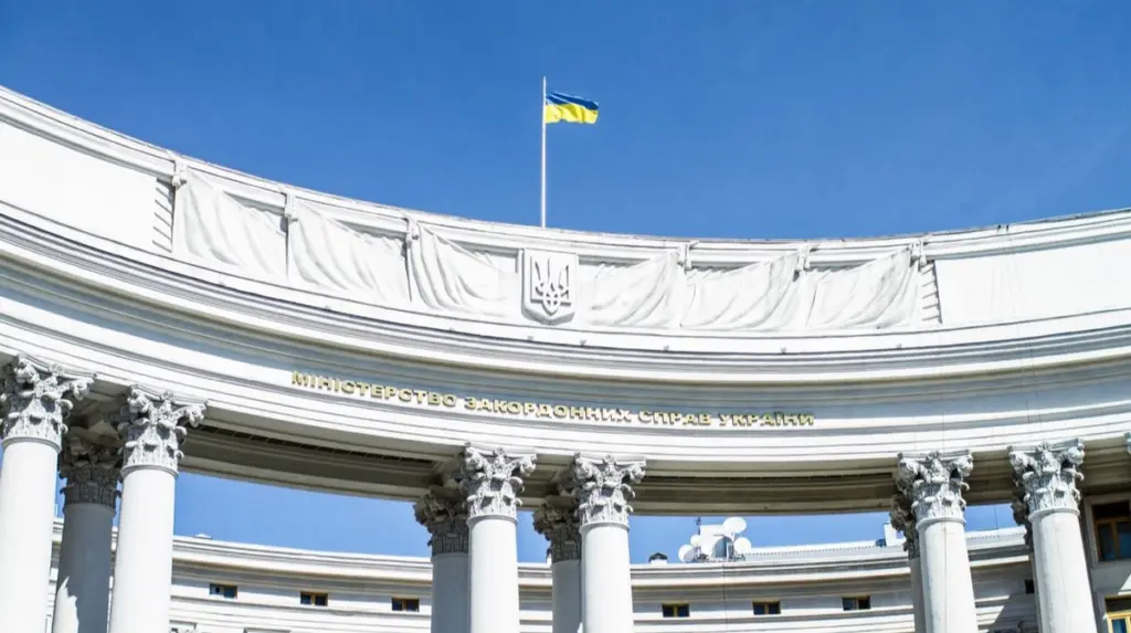 Ukraine Rejects Gabbard’s Biolab Allegations