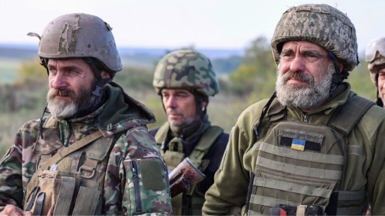 Ukraine: Rentner ab 60 können per Vertrag dienen