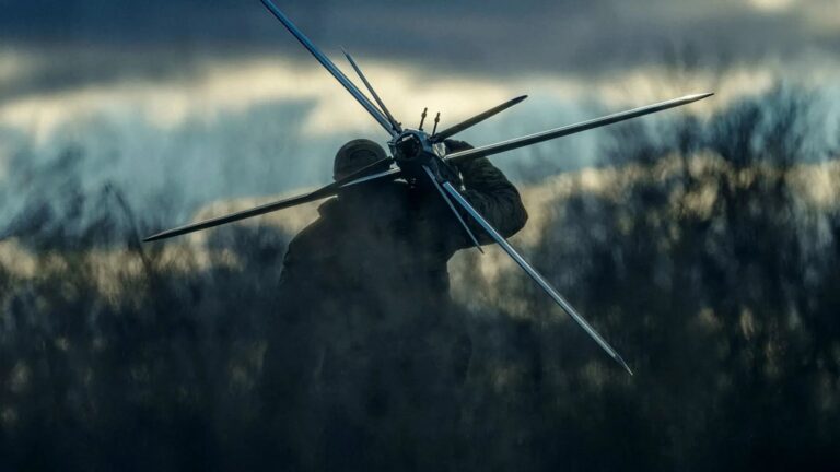 Ukraine tests fully autonomous combat drones against Russia