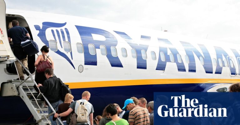 Ryanair: Ermittlungen wegen Gebühr für Eltern-Kind-Sitzplatz