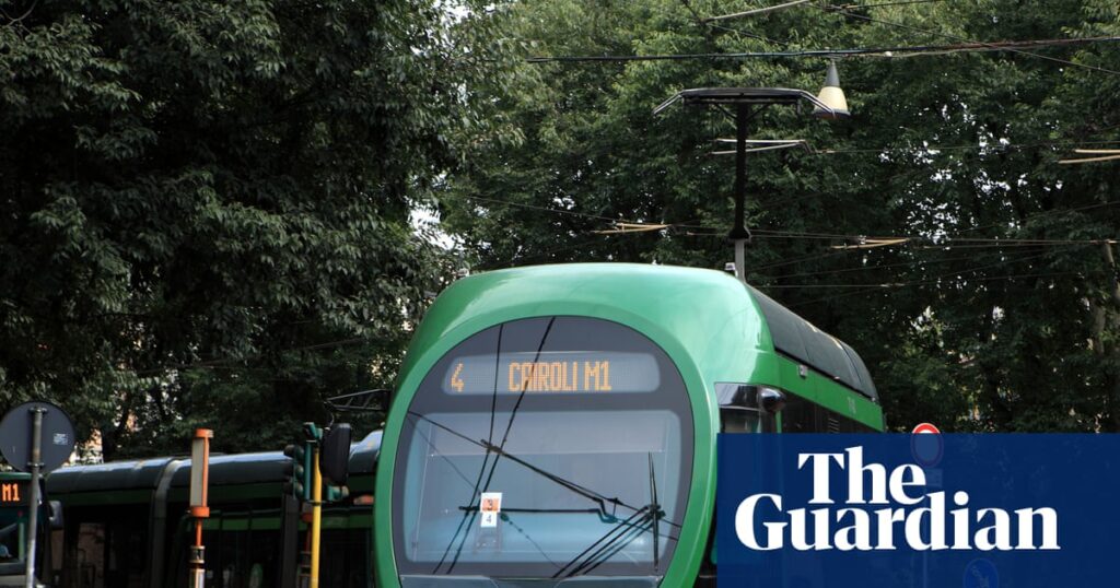 Milan: Straßenbahnfahrer wegen sexistischer WhatsApp-Gruppe suspendiert