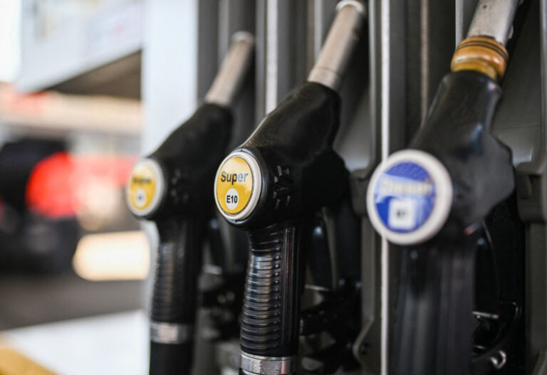 Fuel Rationing in 22 Russian Regions