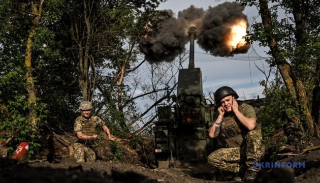 57 російських атак: Генштаб повідомляє про важкі бої в Україні