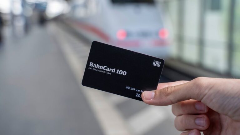 Deutsche Bahn скасовує пластикову Bahncard