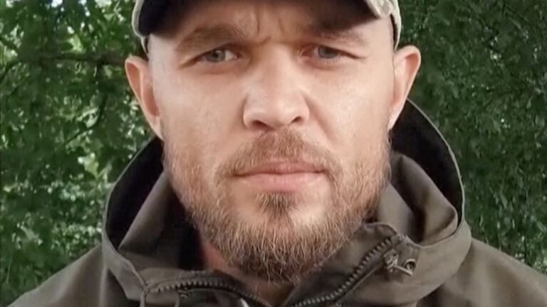 Колишній солдат вимагає аудієнції у Путіна: армія погрожує зброєю Кремлю