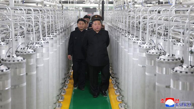 Nordkorea baut heimlich Atomprogramm aus – Kim verspricht mehr Bomben