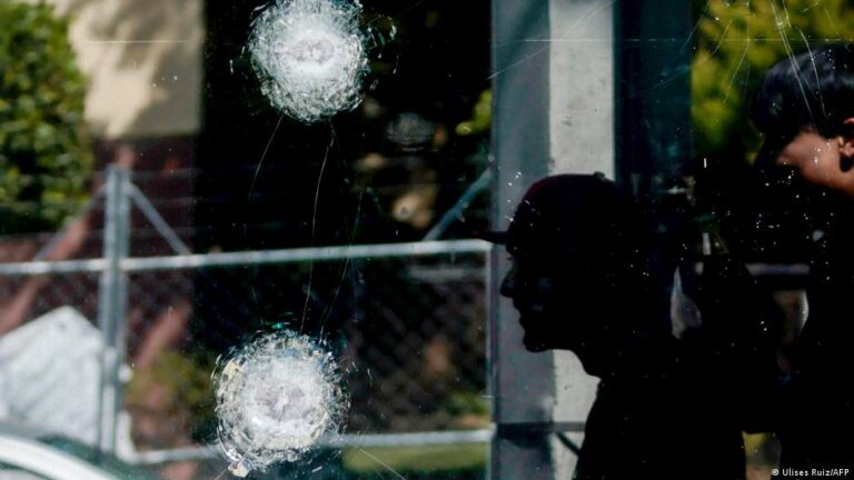 Mayor in Mexico Shot Dead: Violence Against Local Politicians Continues