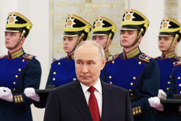 Путін визнав: українські дрони паралізують російські війська