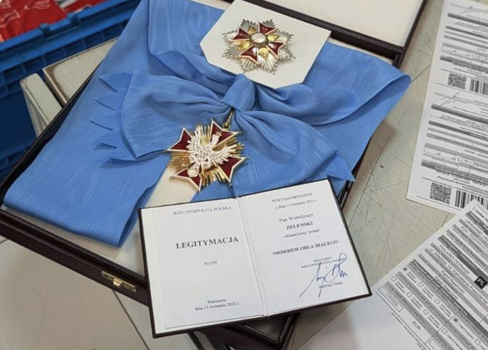 Зеленський повернув до Варшави позбавлений польський орден