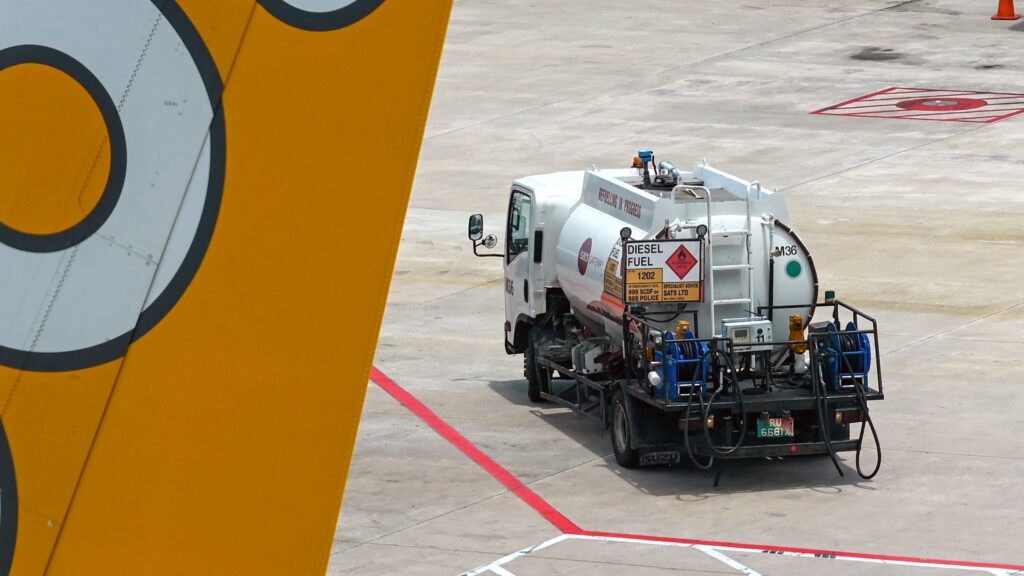 Russland prüft offenbar Import von Flugzeugtreibstoff