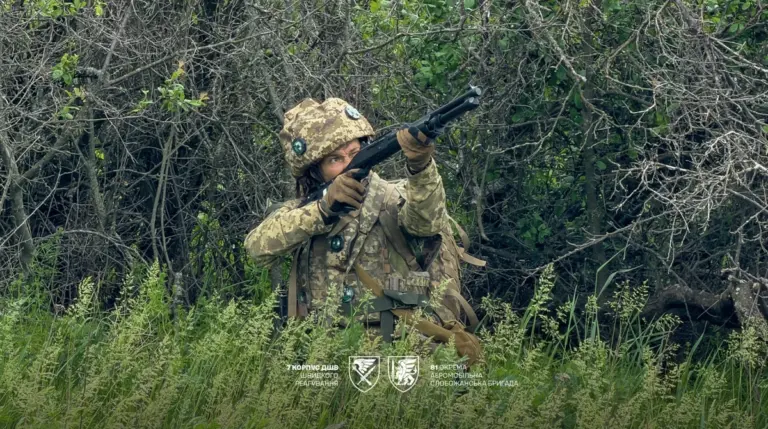 Ukraine meldet 249 Gefechtskontakte an der Front am 1. Juni