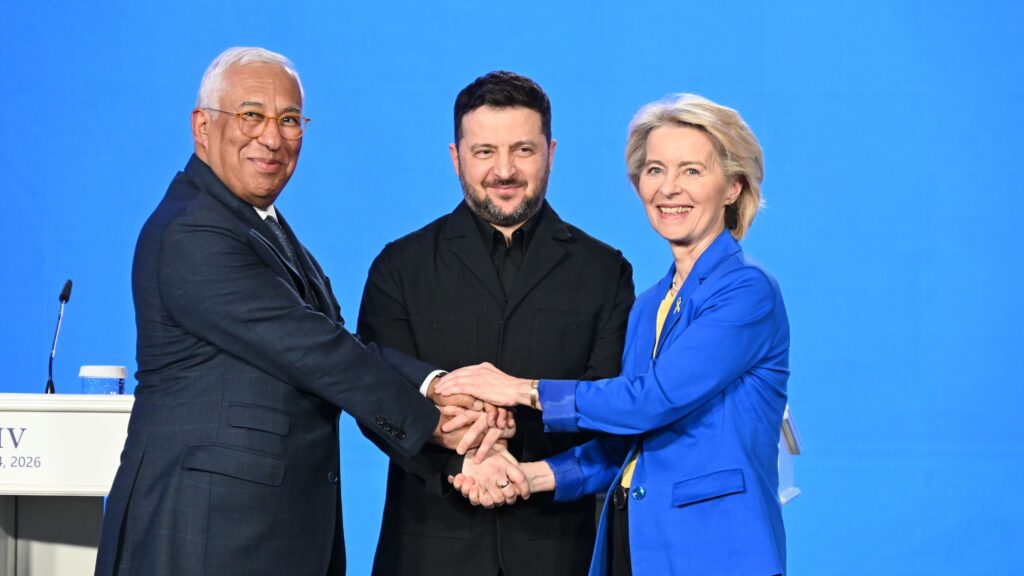 ЄС розпочинає переговори про вступ з Україною та Молдовою в понеділок