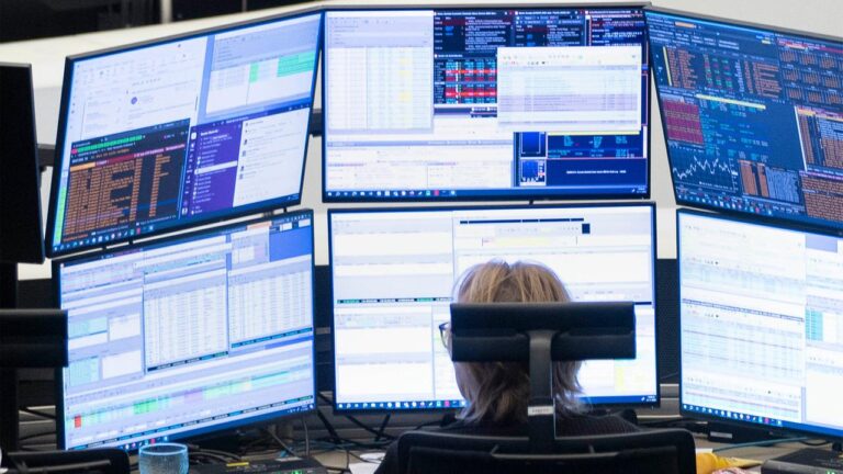 DAX schließt im Minus: Eskalation am Persischen Golf belastet