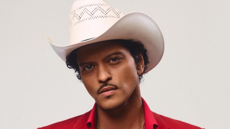 Bruno Mars spielt Geheimkonzert in Berliner Shopping-Mall