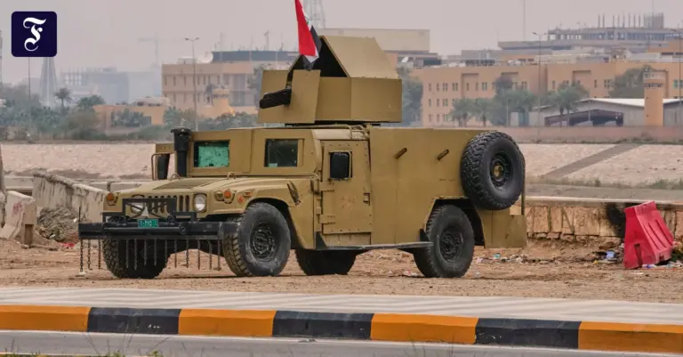 Baghdad: Arrests and Gunfire in Government District